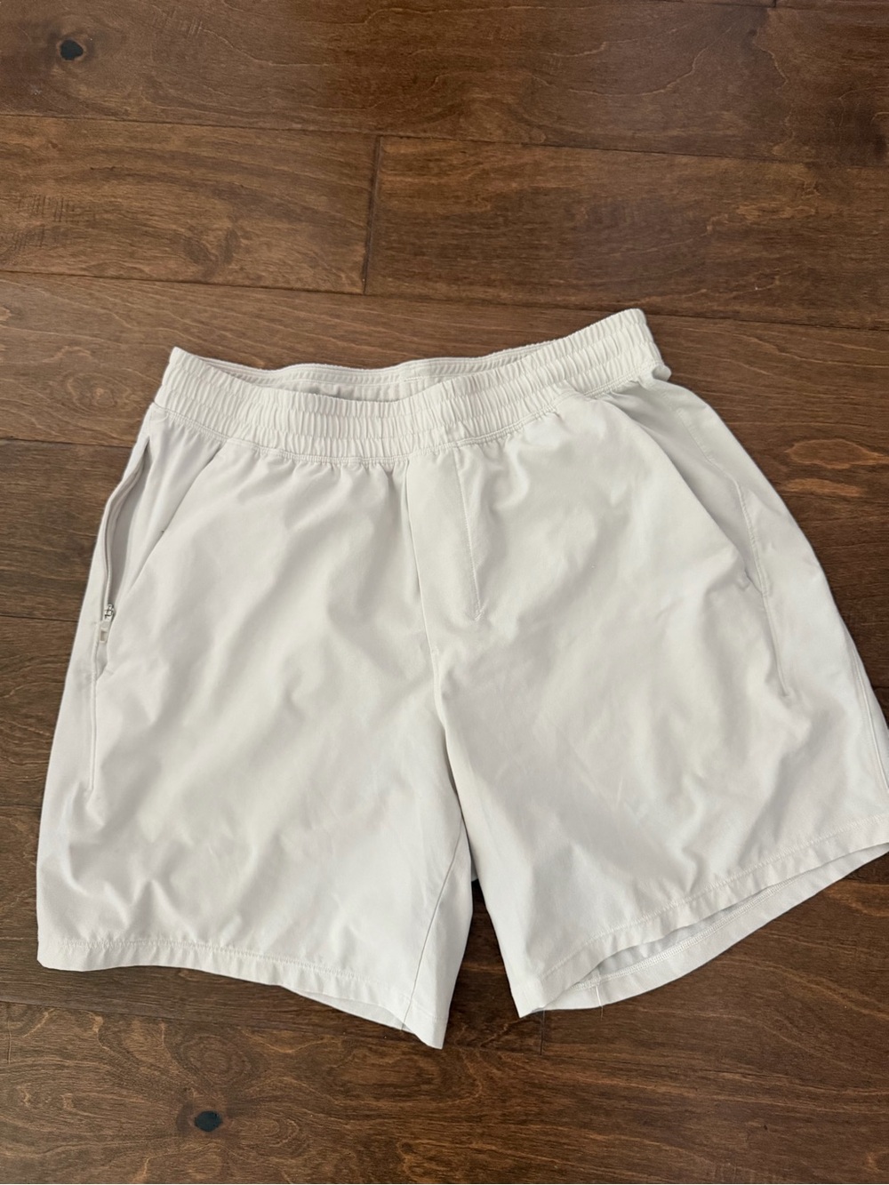 lululemon athletica Men's Athletic Shorts in Light Gray